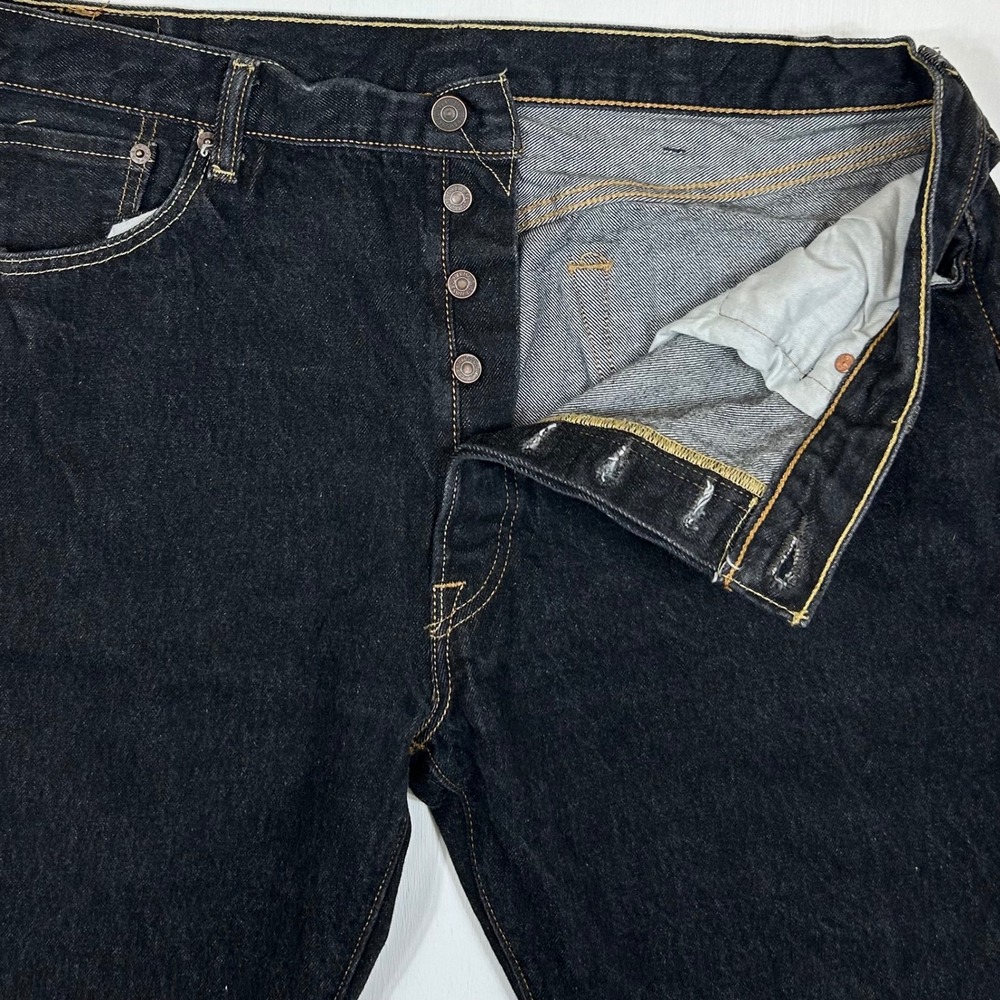 Levis 501 Original Fit Jeans Mens 37x29 Dark Wash Indigo Blue Cotton Button Fly - Picture 3 of 10